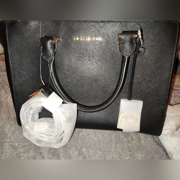 Michael Kors Kellen MD Satchel Bag in Black - Picture 4 of 12